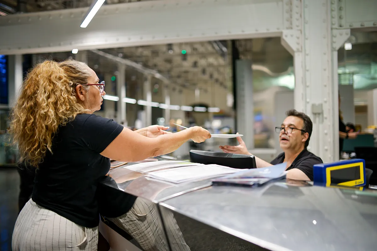 Imagen para: El Gobierno lanza un proceso acelerado de regularización de inmigrantes ante incertidumbres judiciales