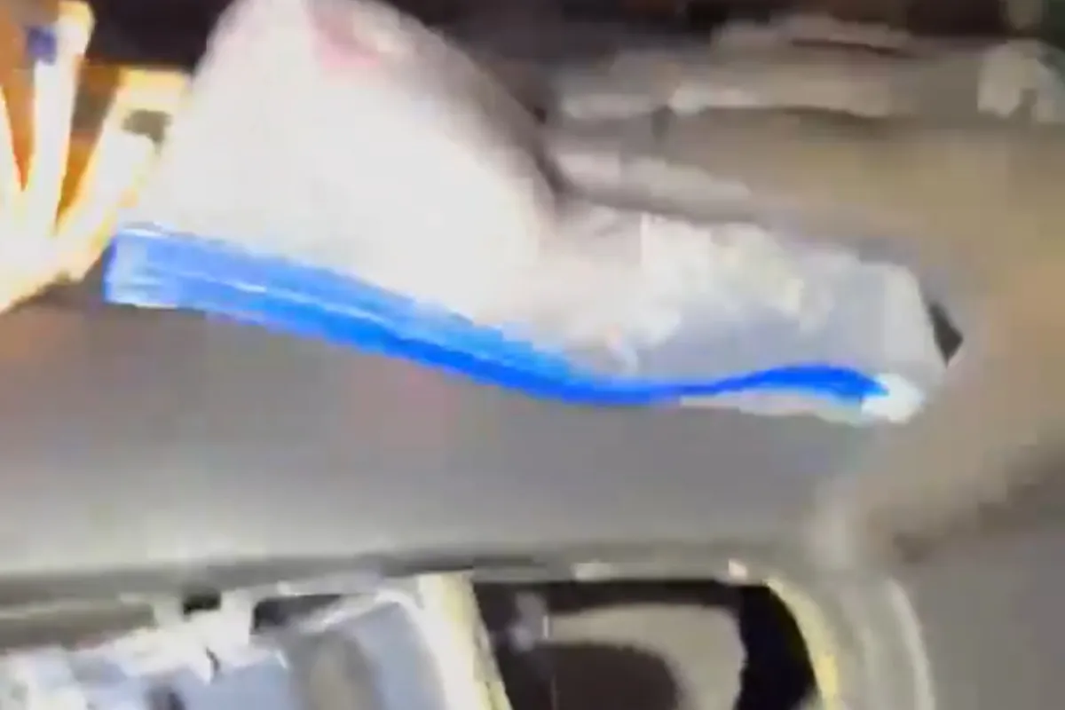 Cazado infraganti en Chamberí con una narcorradio y 82 gramos de droga