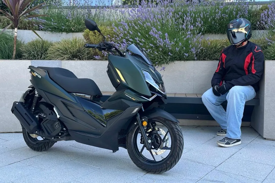 Imagen para: Los escúteres de 125cc que dominan el mercado español: análisis de ventas y marcas líderes