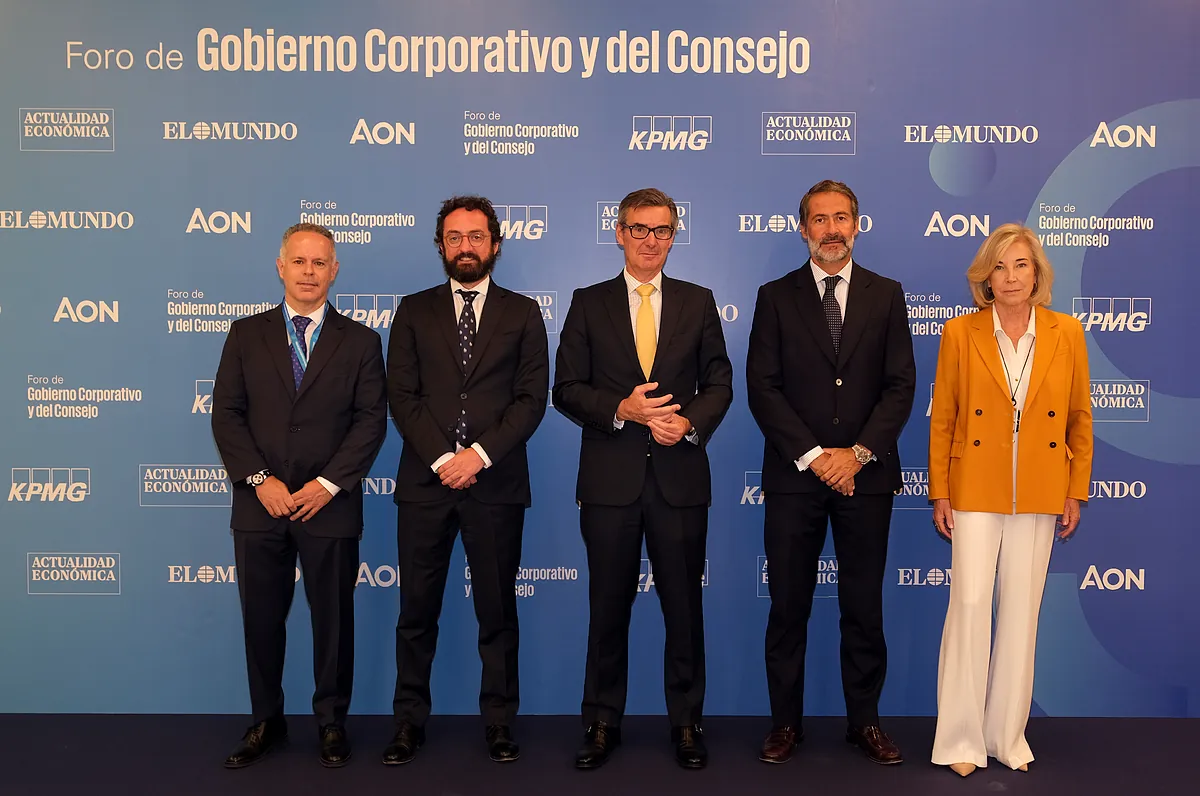 Los Consejos advierten sobre la carga normativa y su impacto en la competitividad empresarial