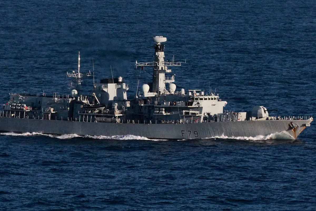 Argentina protesta al Reino Unido por el buque HMS Medway en sus aguas: contexto y repercusiones