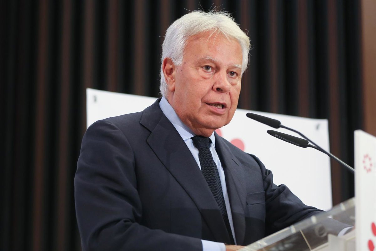 Imagen para: Felipe González: 'parece' que Susana Díaz está lista para la política nacional