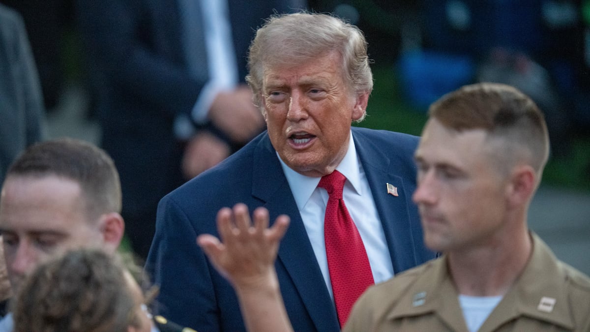 Imagen para: La testosterona en la Casa Blanca: el enfoque militarista de Trump