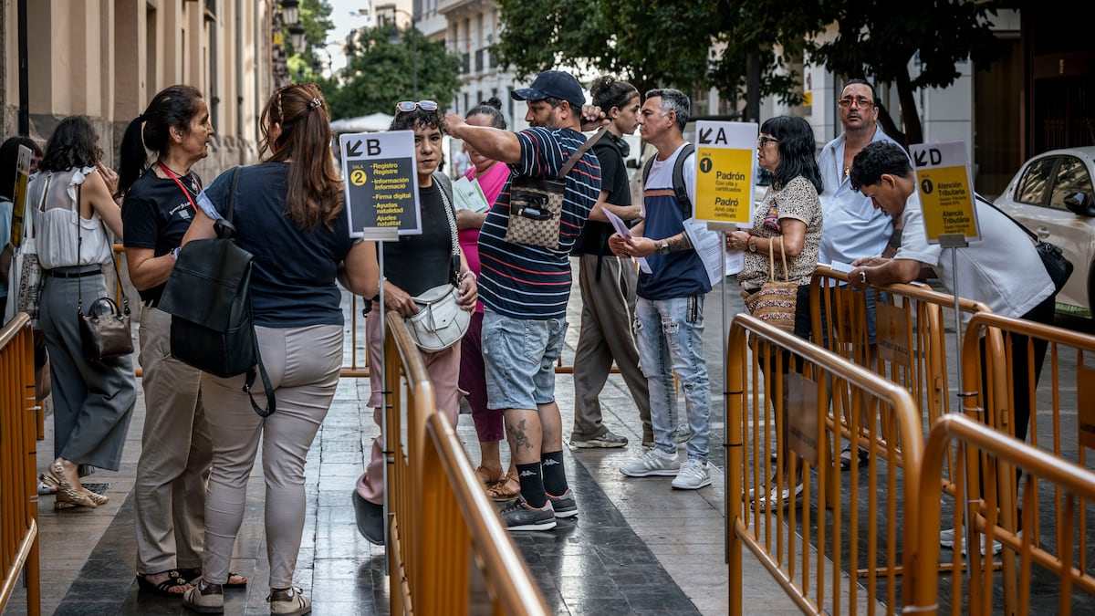 Imagen para: La regularización: primer paso hacia un modelo migratorio más humano en España