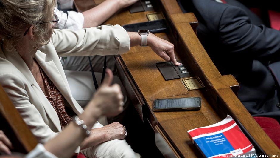 Imagen para: Francia prohíbe el acceso a redes sociales a menores de 15 años: implicaciones y detalles